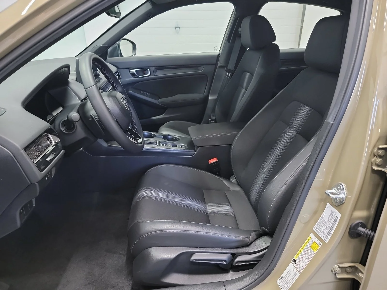 Certified Used 2025 Sand Dune Pearl Honda Sport image 12