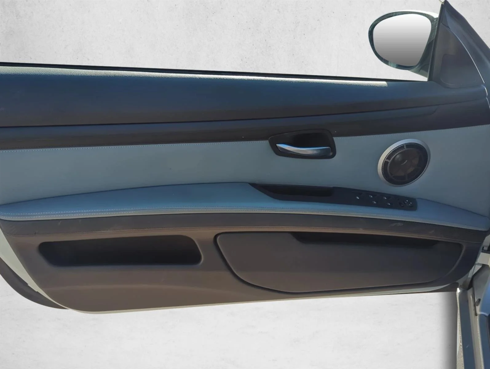 Used 2009 Silverstone Metallic BMW  image 10