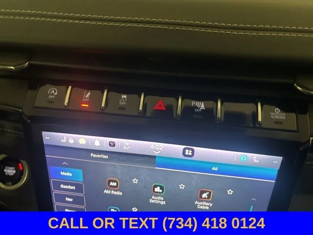 Used 2023 Silver Jeep Overland image 47