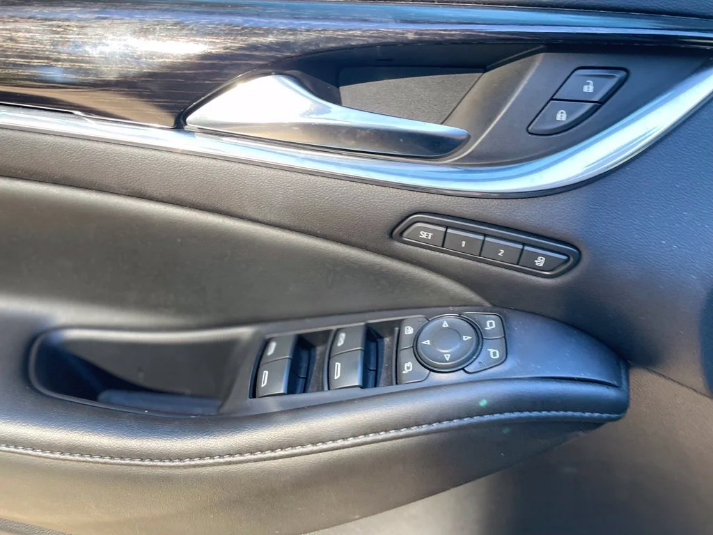 Used 2021 Satin Steel Gray Metallic Buick Avenir image 10