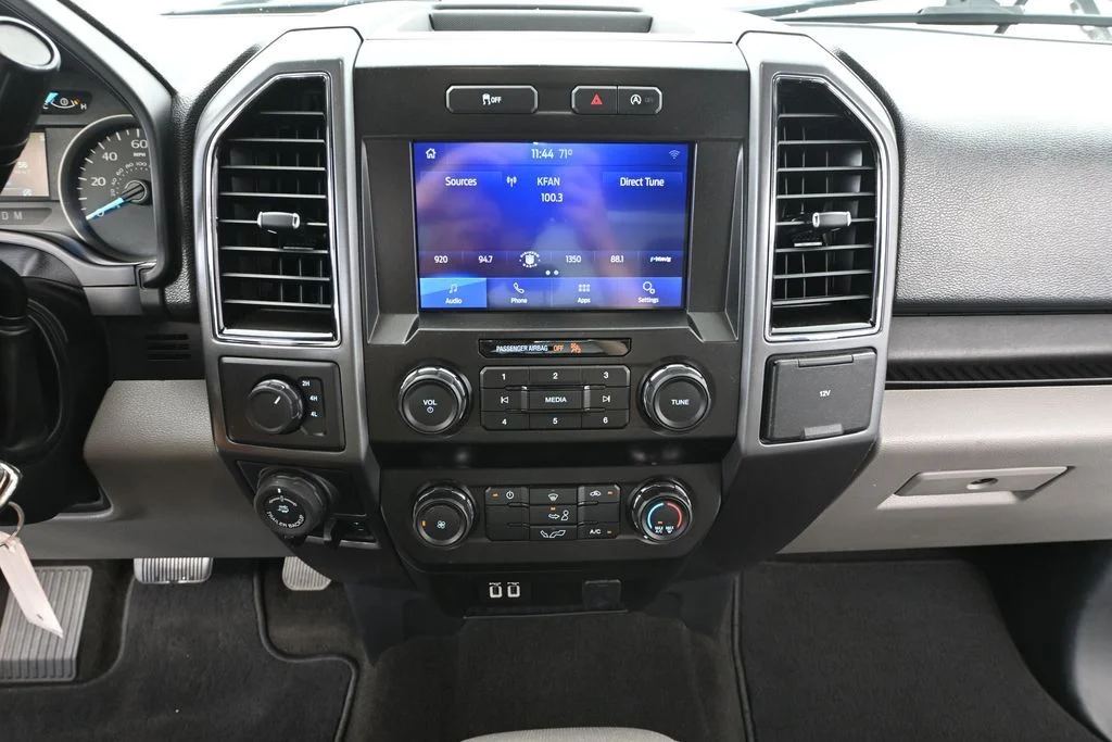 Used 2020 White Ford XLT image 31