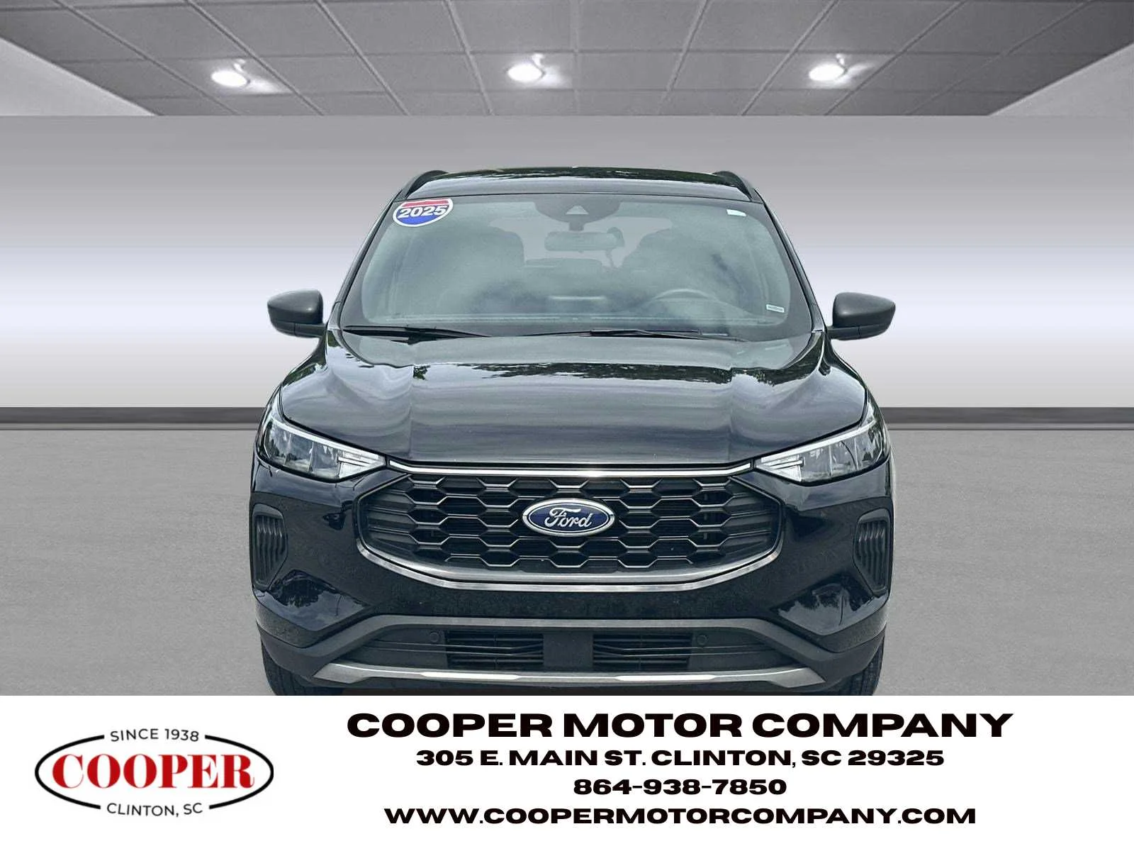 Used 2025 Agate Black Metallic Ford ST-Line image 8
