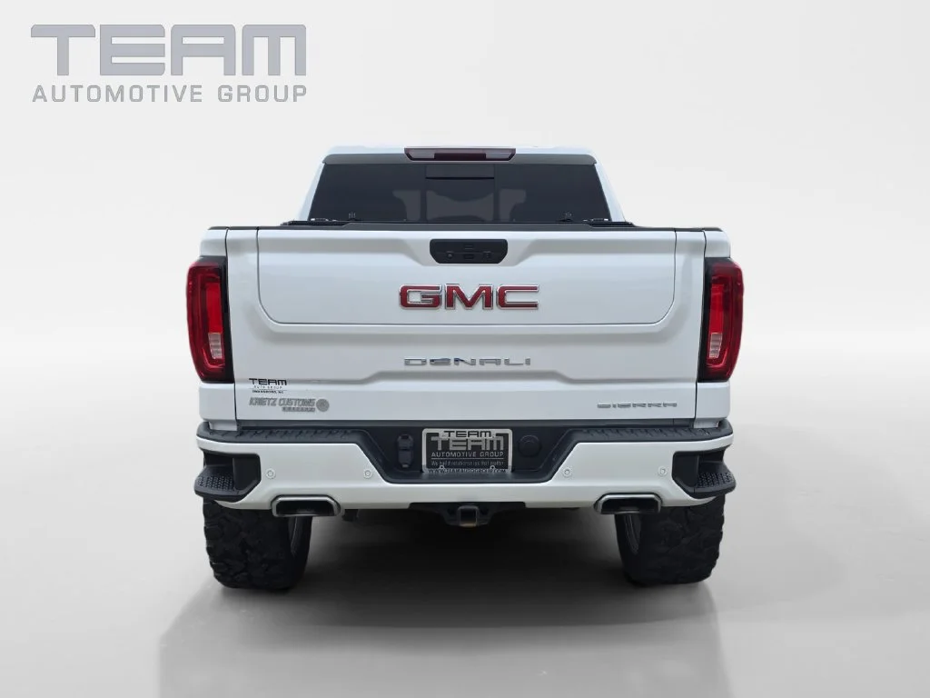 Used 2021 White GMC Denali image 6