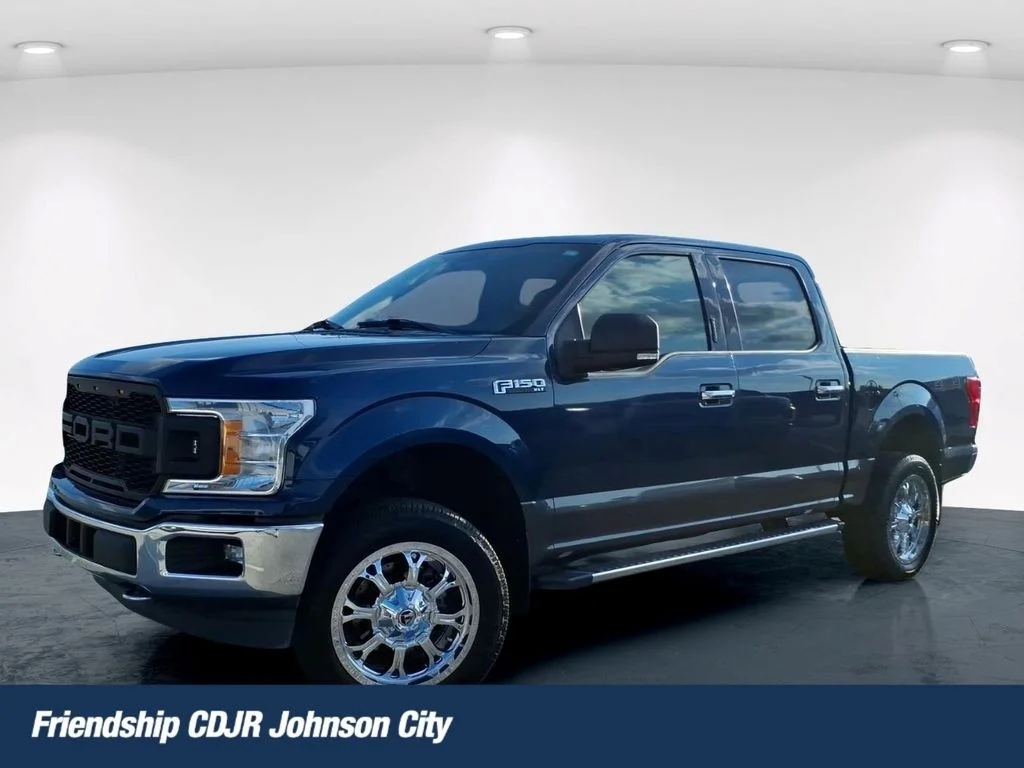 Used 2018 Blue Ford XLT image 1