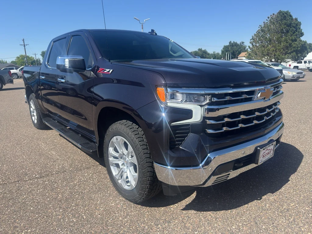 Used 2022 Dark Ash Metallic Chevrolet LTZ image 4