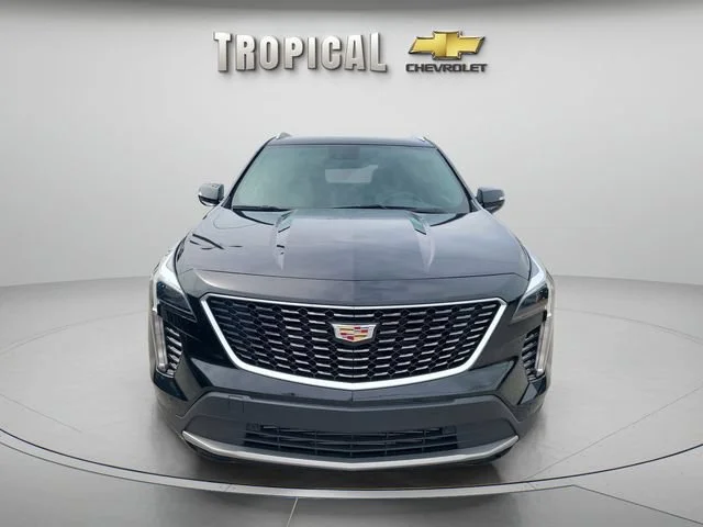 Used 2023 Stellar Black Metallic Cadillac Premium Luxury image 8