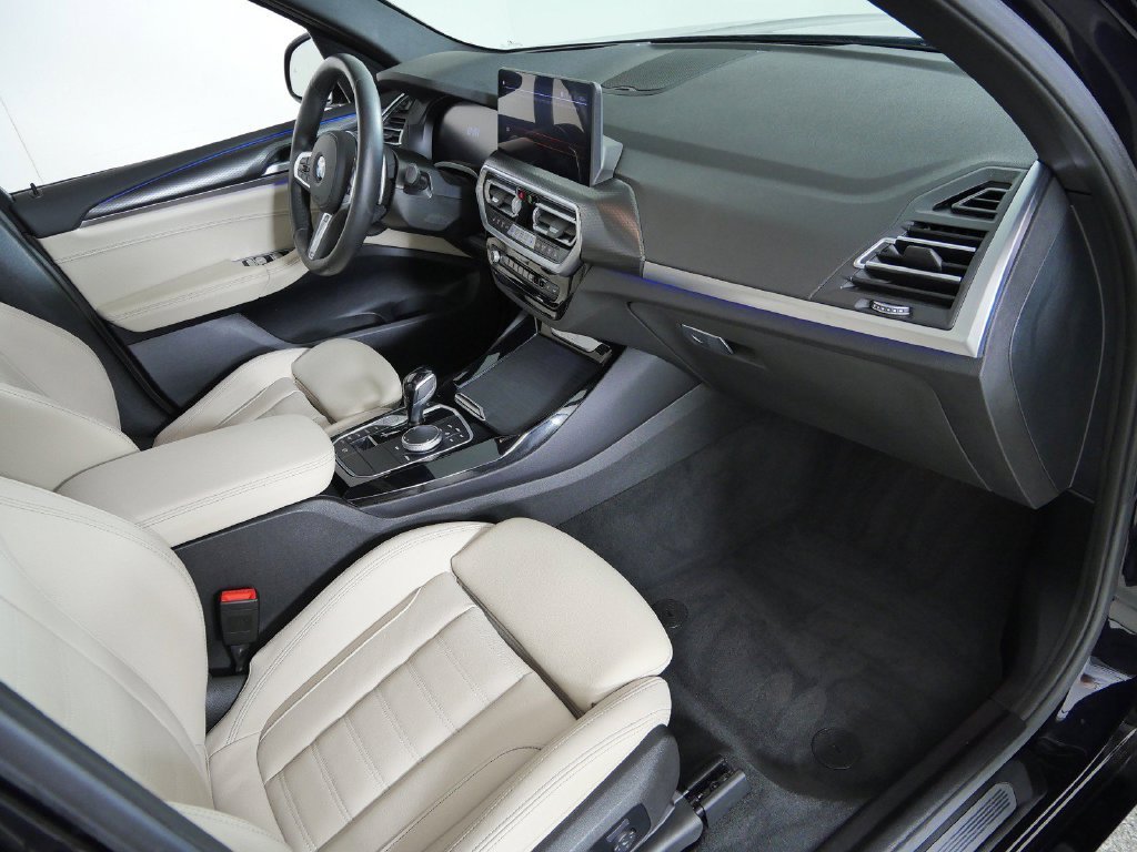 Certified Used 2024 Carbon Black Metallic BMW xDrive30i image 23