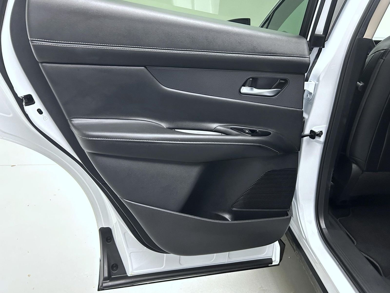 Certified Used 2025 White Nissan SL image 20