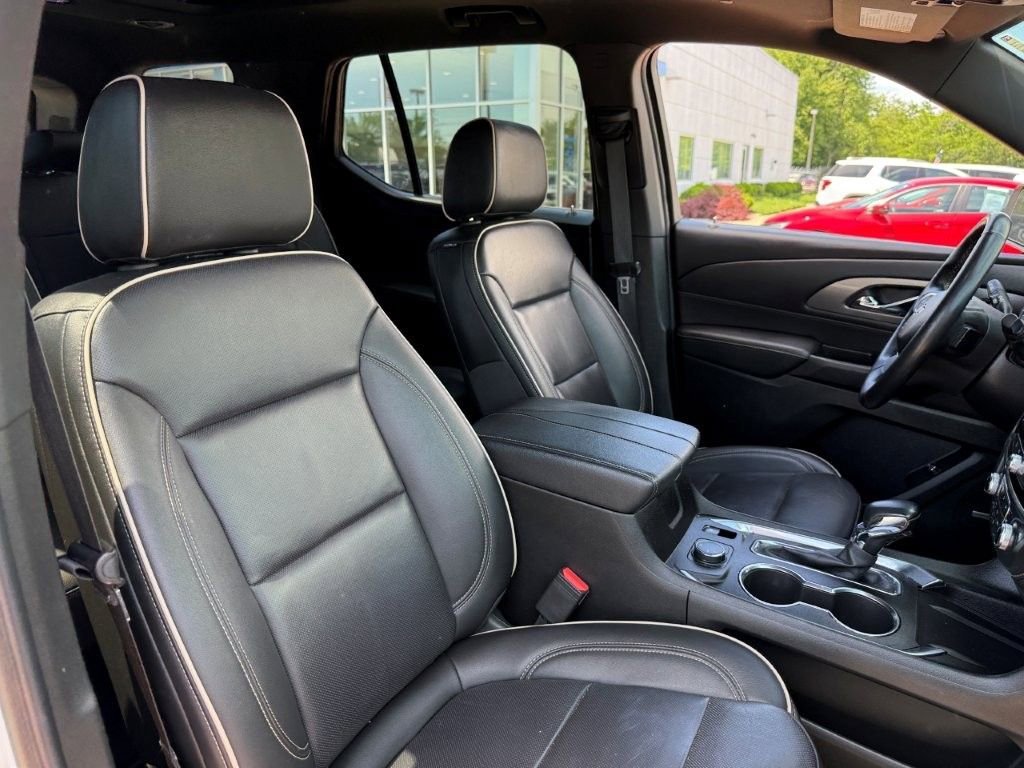Used 2023 Summit White Chevrolet Premier image 26