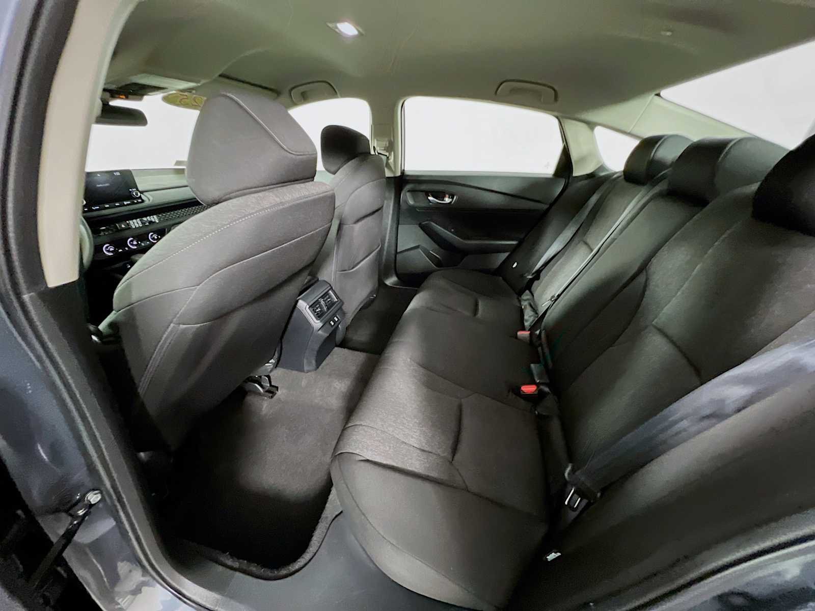 Used 2025 Meteorite Gray Metallic Honda LX image 23