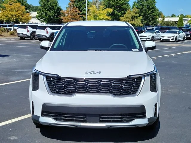 New 2026 Glacial White Pearl Kia LX image 2