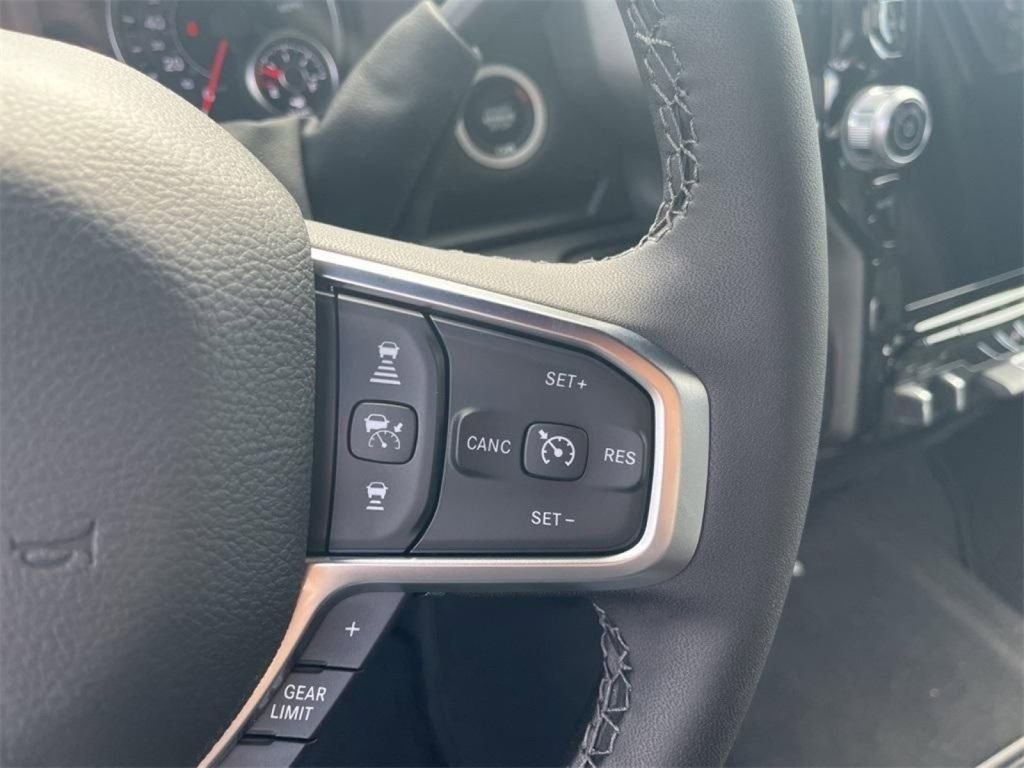 2025 RAM 2500 Big Horn - Photo 17
