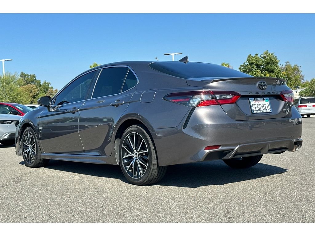 Used 2023 Predawn Gray Mica Toyota SE image 3