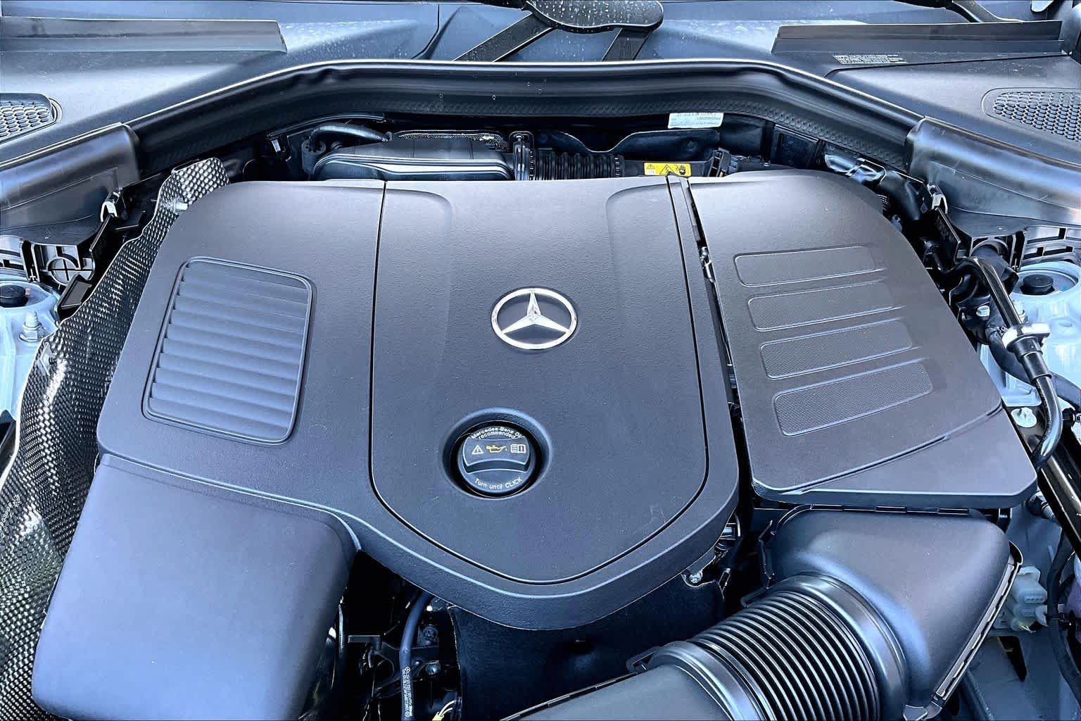 New 2026 MANUFAKTUR Alpine Grey Mercedes-Benz GLC 300 image 17