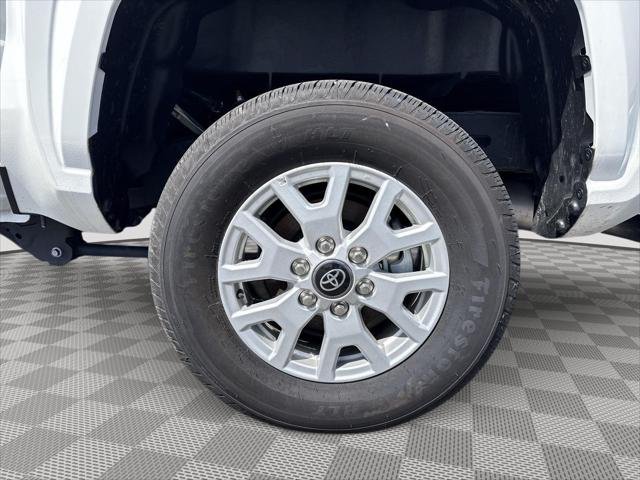 2025 Toyota Tacoma SR5 - Photo 39