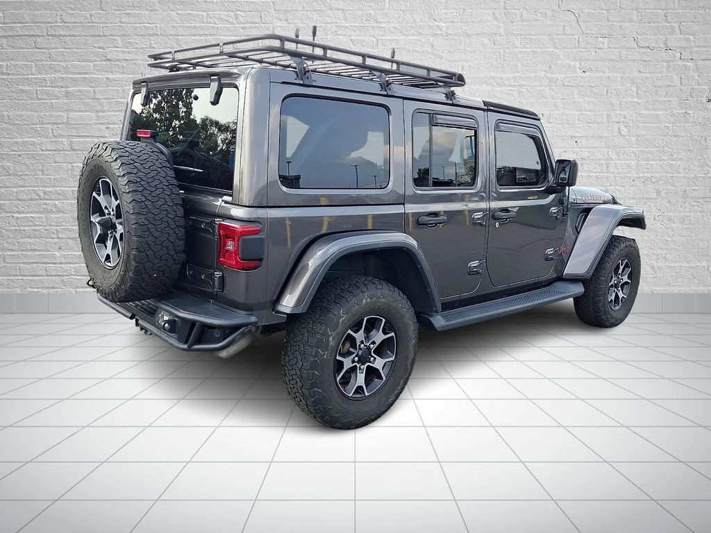 Used 2018 Granite Crystal Clearcoat Metallic Jeep Unlimited Rubicon image 5