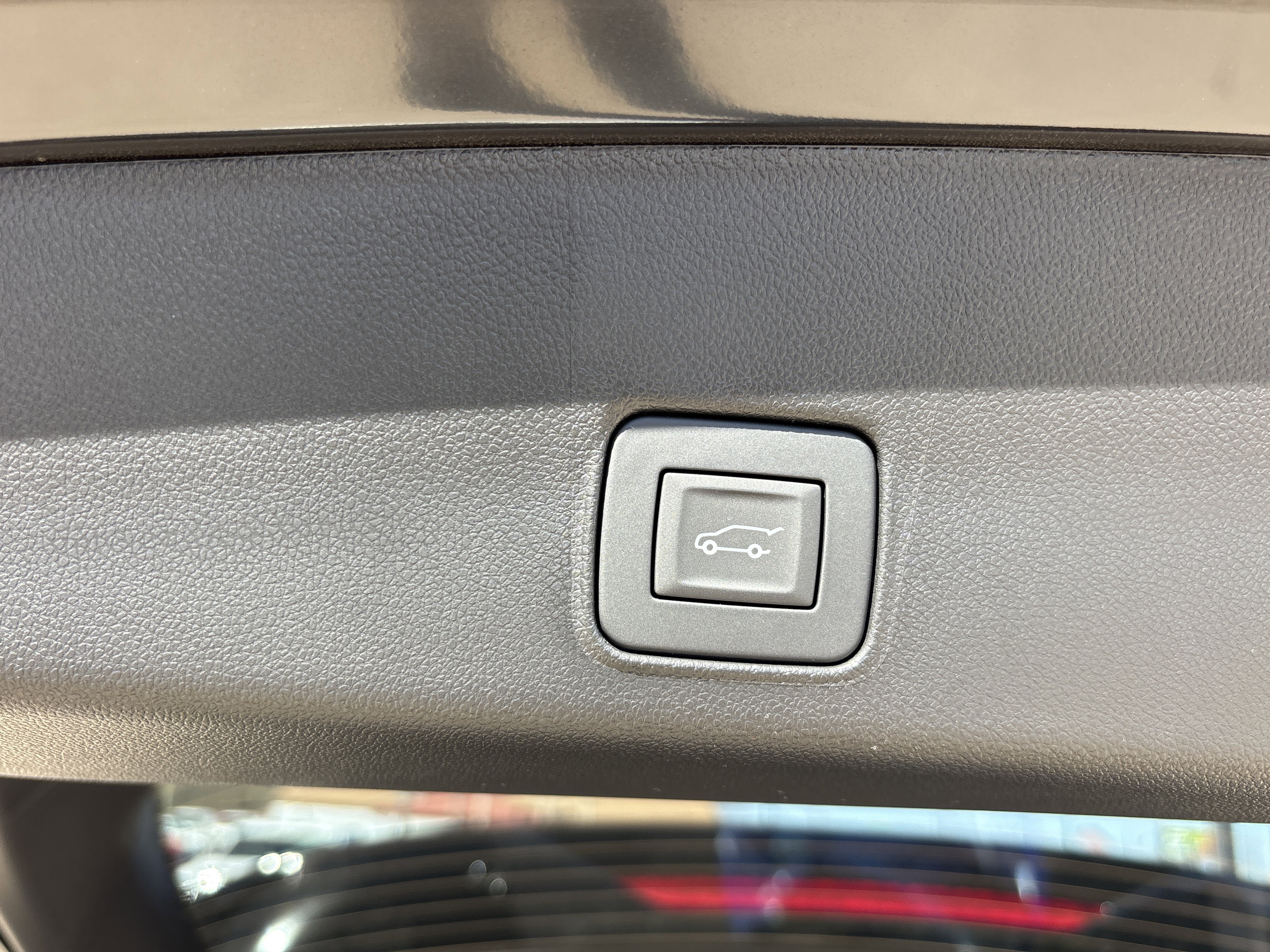 New 2026 Mosaic Black Metallic Chevrolet LT image 8