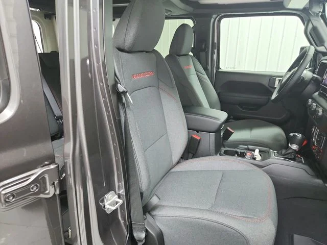 New 2026 Granite Crystal Metallic Clearcoat Jeep Rubicon image 35