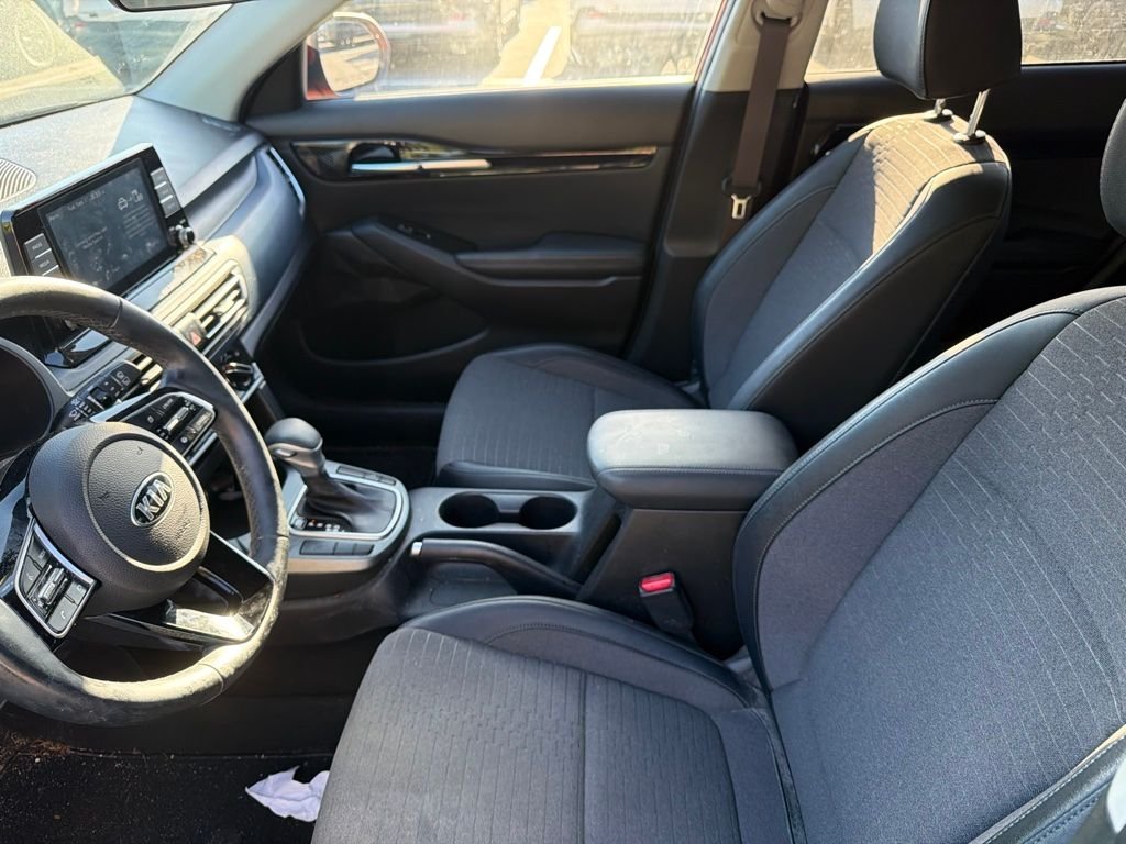 Certified Used 2021 Mars Orange Kia S image 10