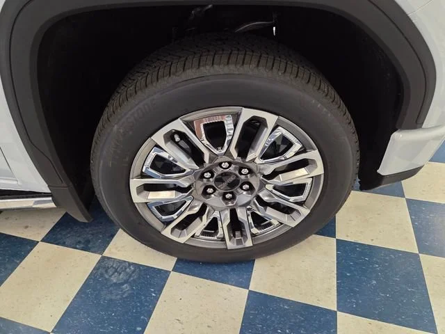 New 2026 Glacier White Tricoat GMC Denali Ultimate image 11
