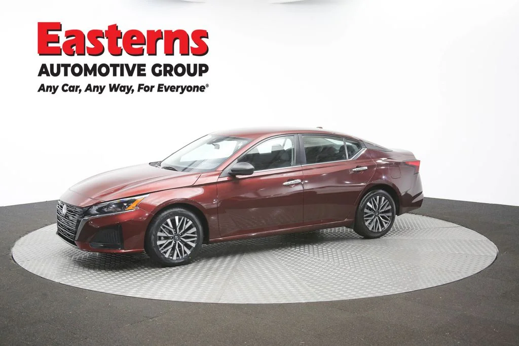 Used 2025 Red Nissan 2.5 SV image 53