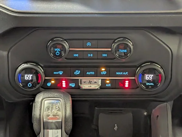 New 2026 Desert Sand Ford Badlands® image 35