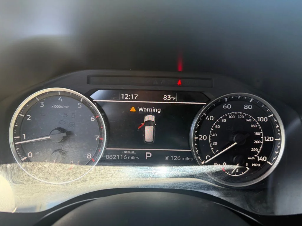Used 2024  Mitsubishi SE Black Edition image 22