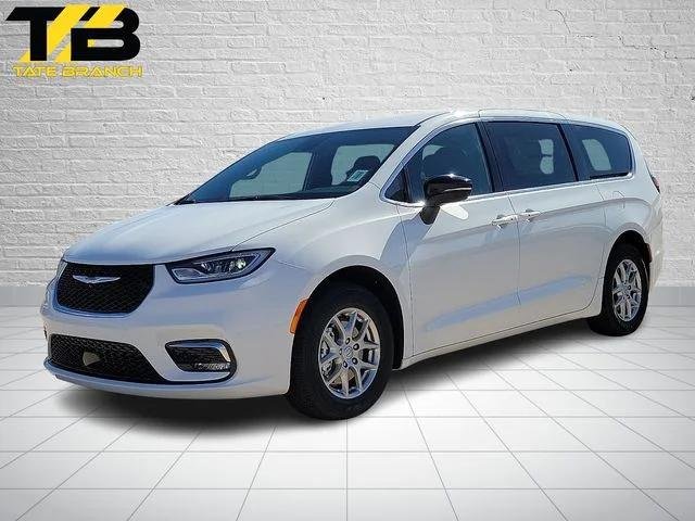 New 2026 Bright White Clear-Coat Exterior Paint Chrysler Select image 1