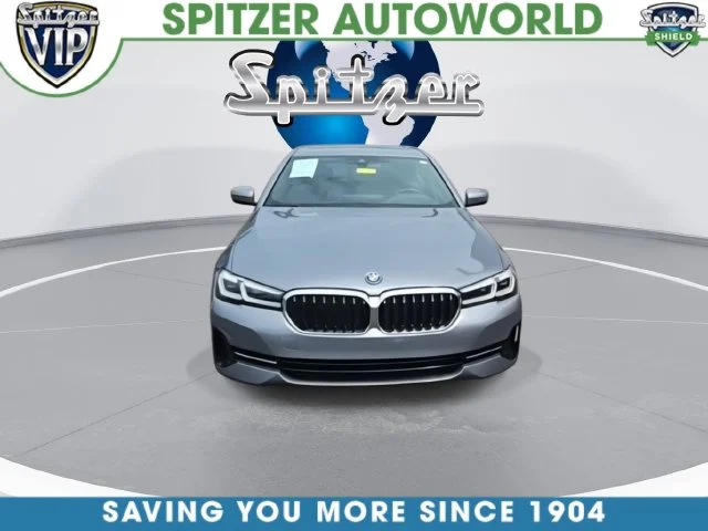 Used 2023 Gray BMW 530e iPerformance image 4
