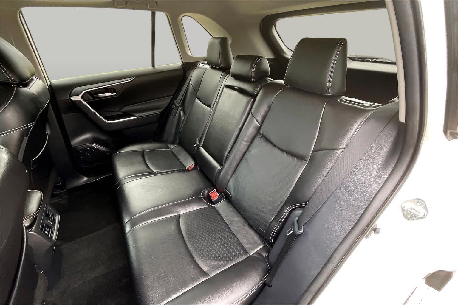 Used 2021 Super White Toyota XLE image 21