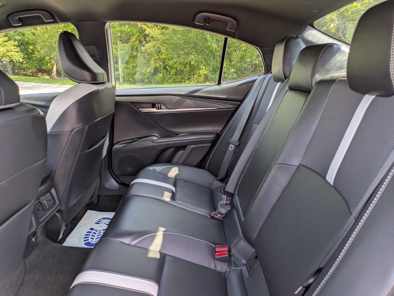 Used 2025  Toyota SE image 13