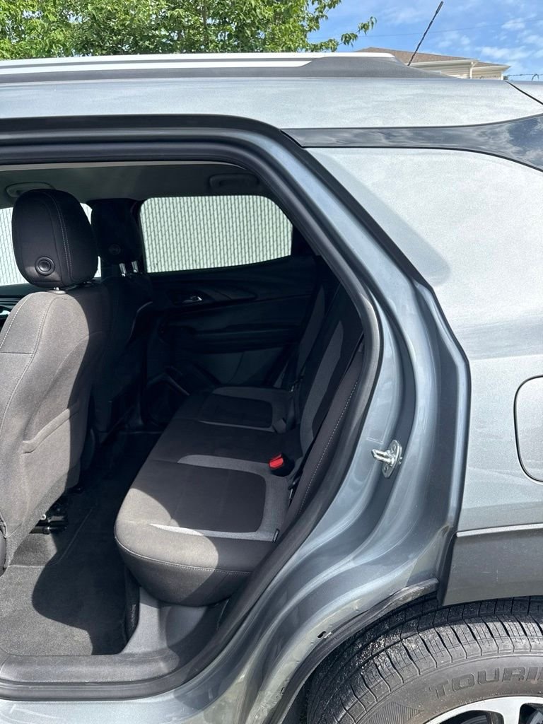 Used 2024 Gray Chevrolet LT image 3