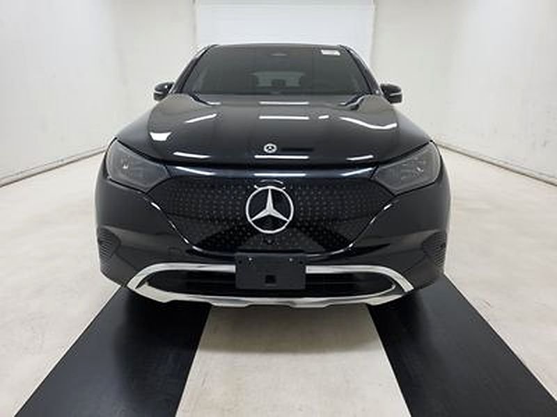 Used 2023 Black Mercedes-Benz 350+ SUV image 2
