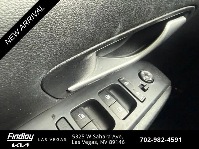 Used 2024 White Hyundai SE image 17