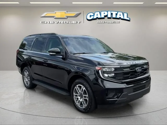 Used 2025 Black Ford Active image 7