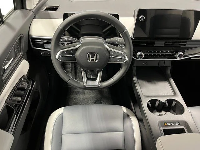 New 2026 Silver Honda Touring image 17