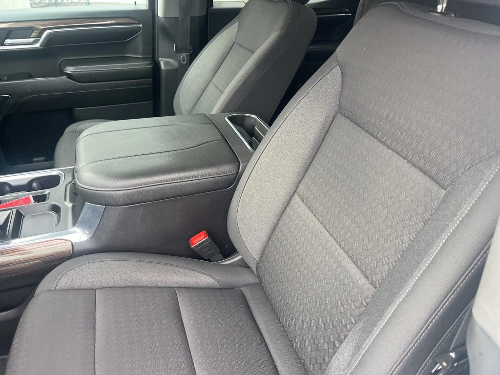 Used 2024 Summit White Chevrolet LT Trail Boss image 10