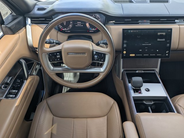 Certified Used 2024 White Land Rover Autobiography image 17