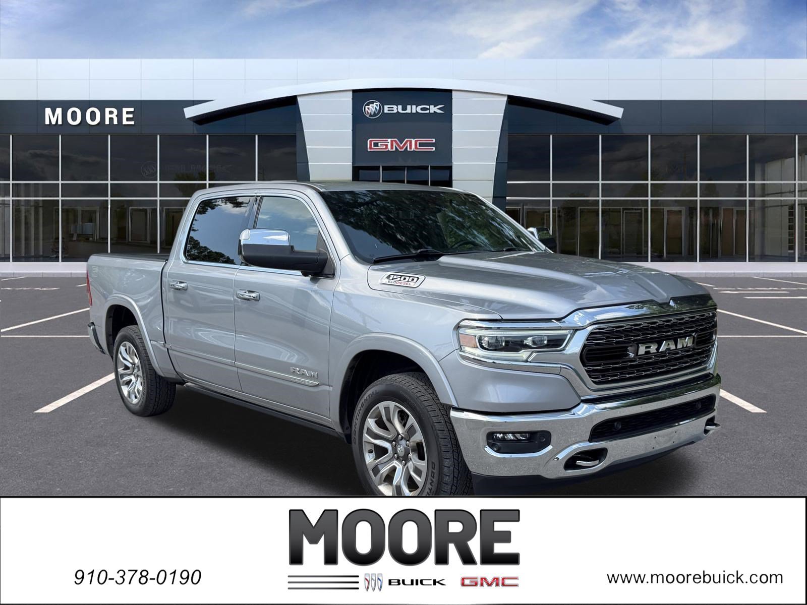 2022 RAM 1500 Limited 4x4 Crew Cab 5'7's photo
