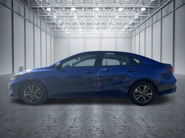Used 2024 Blue Kia LXS image 6