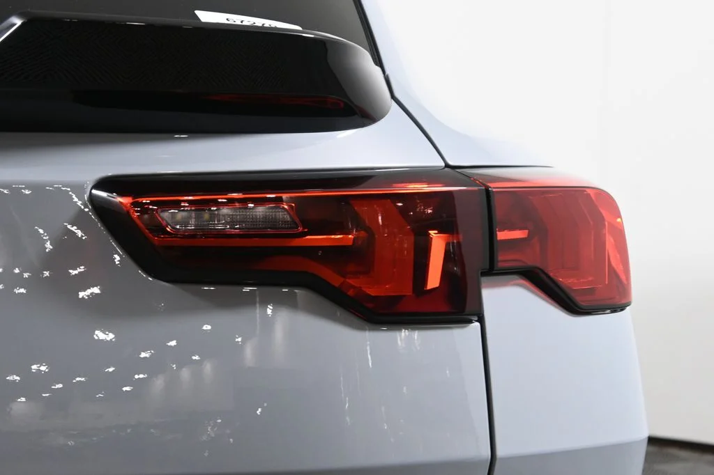 New 2027  BMW xDrive28i image 13