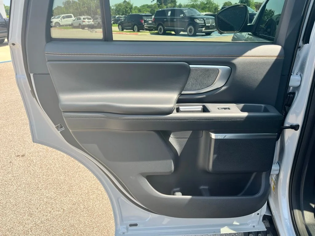 New 2026 Silver Ford Tremor image 10