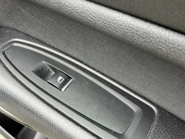 Used 2020 White BMW 230i xDrive image 20