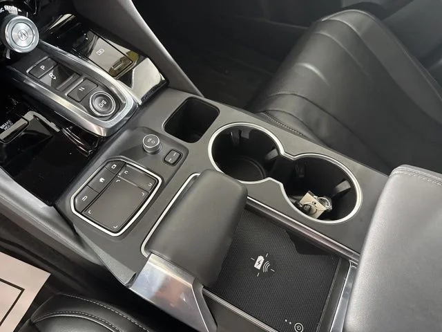 Used 2022 Black Acura Technology image 22