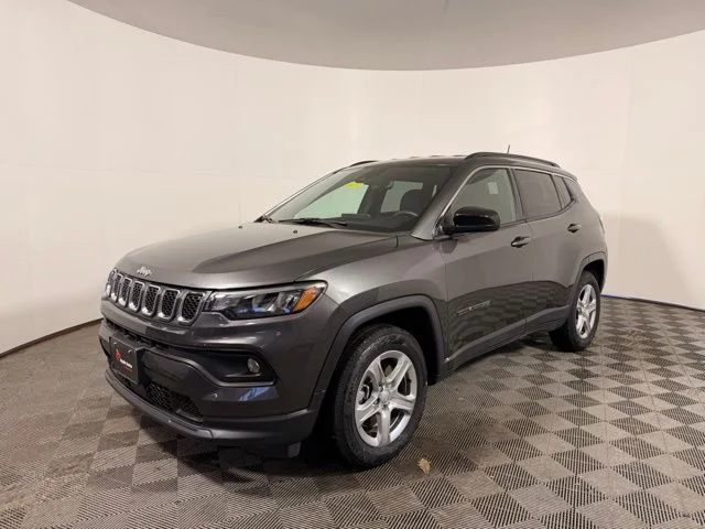 Certified Used 2023 Gray Jeep Latitude image 6