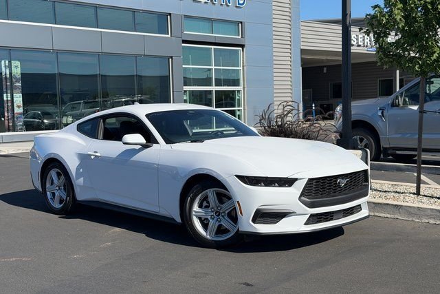 New 2026 Oxford White Ford EcoBoost® Fastback image 2