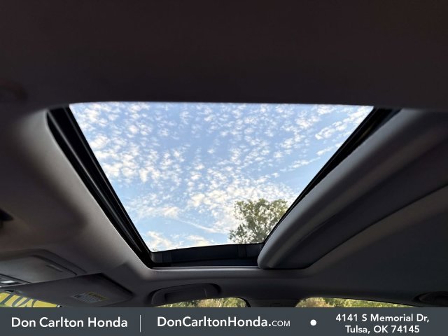 Used 2018 Platinum White Pearl Honda Touring 2.0T image 10