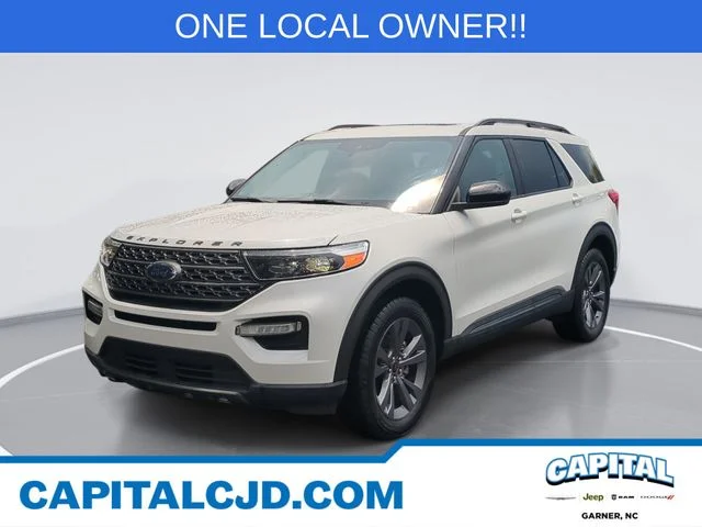 Used 2023 White Ford XLT image 1