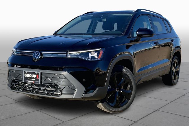 New 2026 Volkswagen Taos SE Black AWD