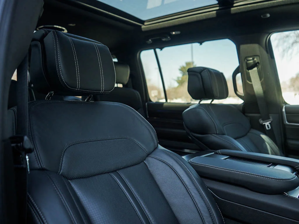 New 2026 High Gloss Black Jeep Summit Obsidian image 11